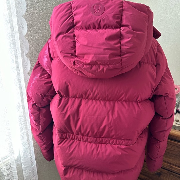 Lululemon Wunder Puff Jacket - Picture 6 of 12